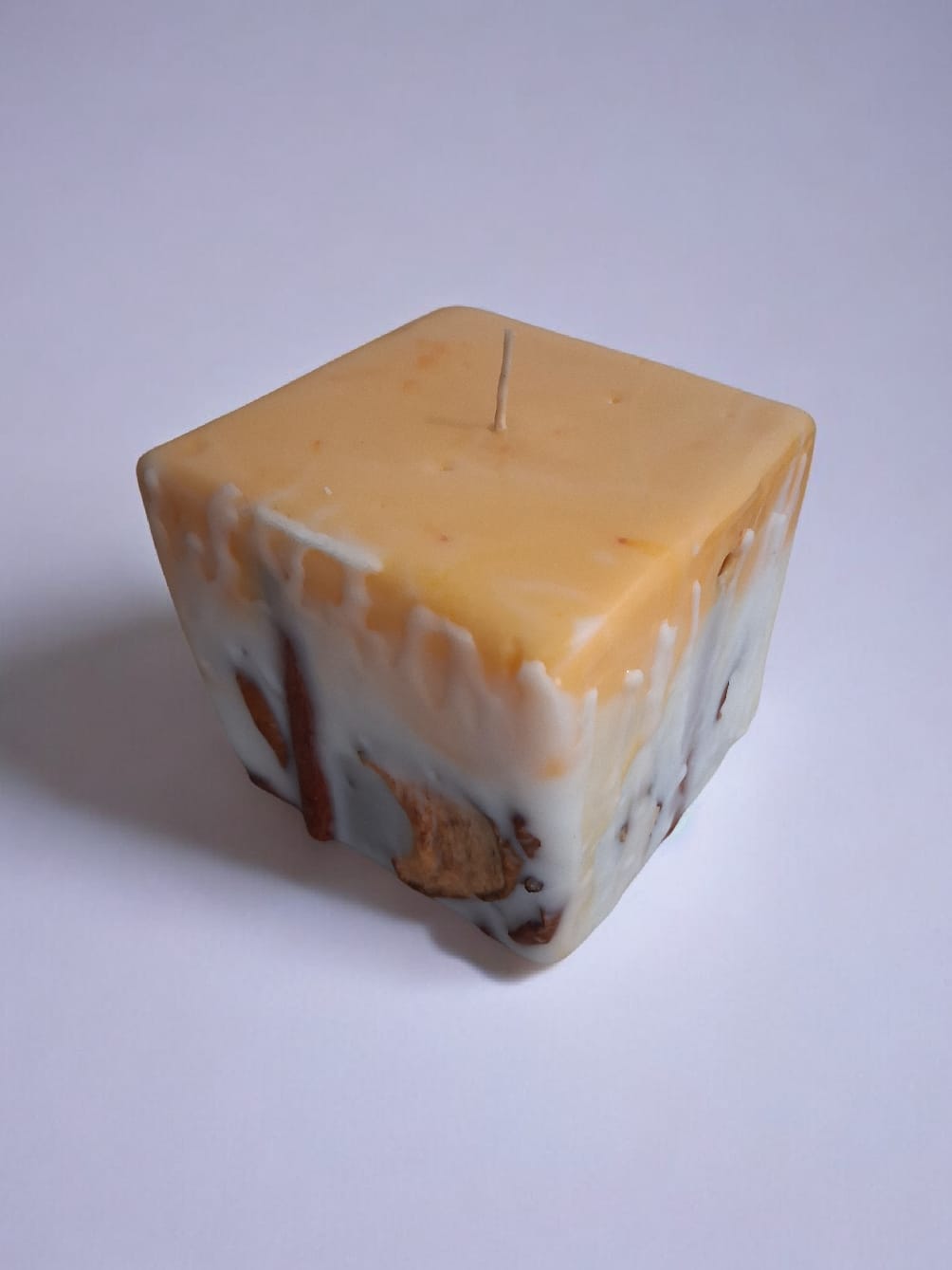 Vela decorativa Maçã com Canela (380g)