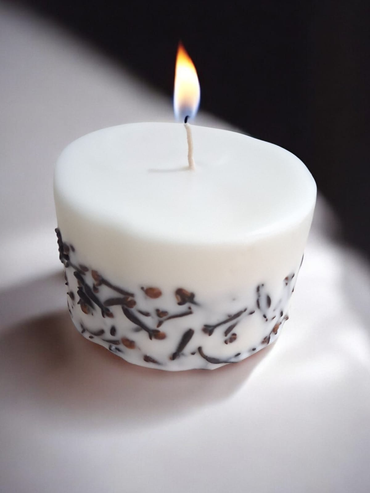 Vela Decorativa Zara Gold (230g)